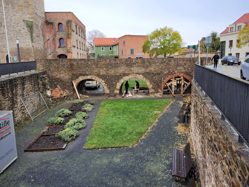 Sanierung der Brücke über den Schlossgraben in Großenhain, Abstützen der Gewölbe, Aufnahme Stadtverwaltung Großenhain, 20.11.2023