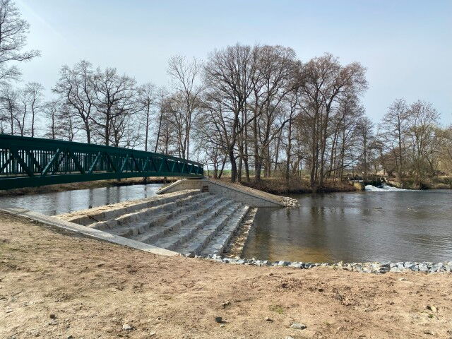 Wehranlage links