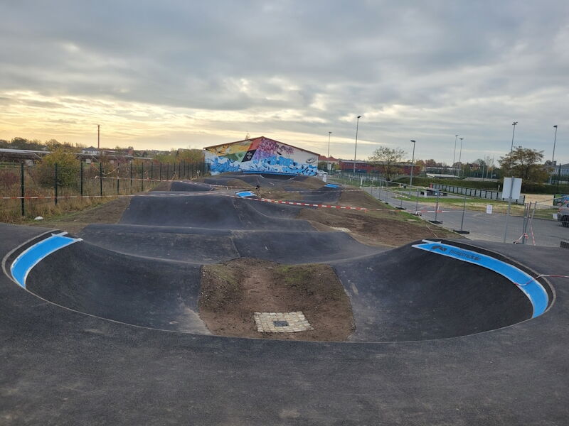 Bau einer Pumptrack-Anlage, Aufnahme Stadtverwaltung Großenhain, 12112023