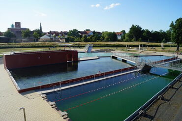 Der Blick auf das Badgelände.