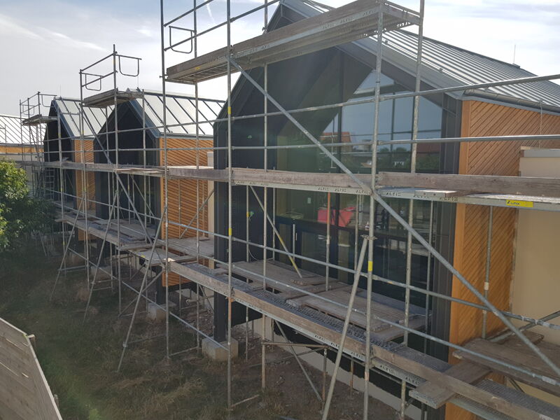 Ersatzneubau Kita Chladeniusstraße - Bauphase Teilansicht aus Richtung zukünft. Innenhof, Aufnahme 01082022