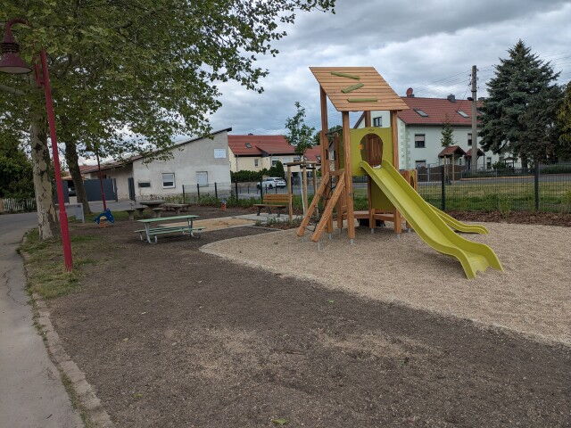 Umgestaltung Dorfanger Folbern