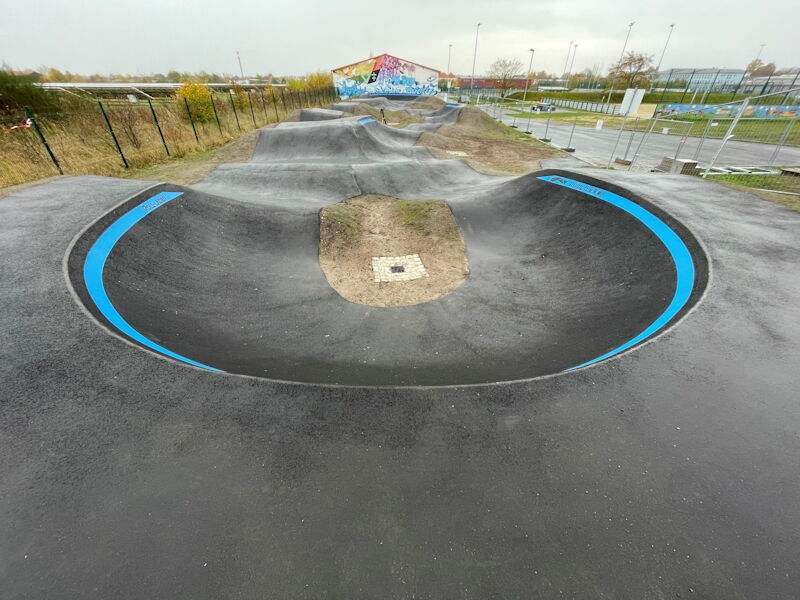 Bau einer Pumptrack-Anlage, Fertigstellung, Aufnahme Stadtverwaltung Großenhain