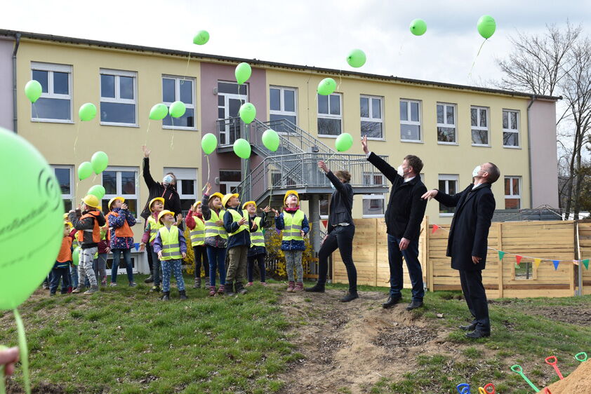 Spatenstich am 13.04.21 - Kinder sind unsere Zukunft