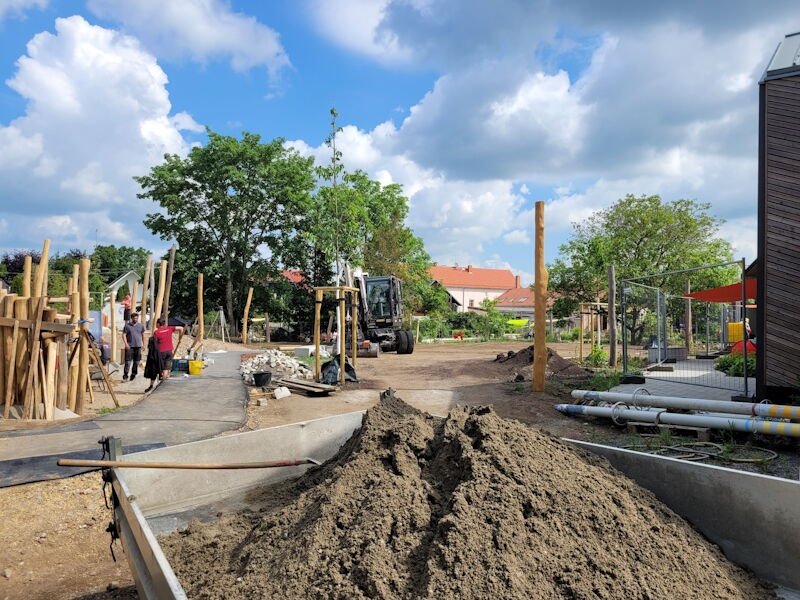 Kindertagesstätte Chladeniusstraße-Gestaltung der Außenanlagen, Aufnahme Stadtverwaltung Großenhain 23.05.2024