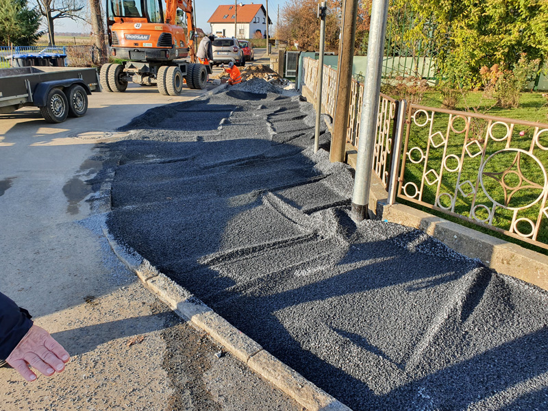 Instandsetzung Kalkreuther Straße im OT Rostig, Bauphase, Aufnahme 24112020