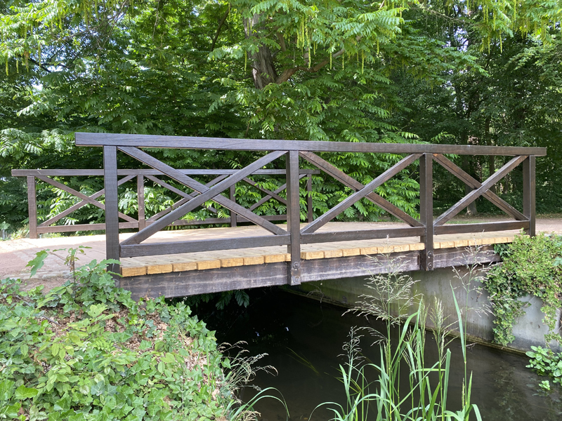 Sanierung der Brücke im Stadtpark, östlich Teich - Fertigstellung Aufnahme 21062023